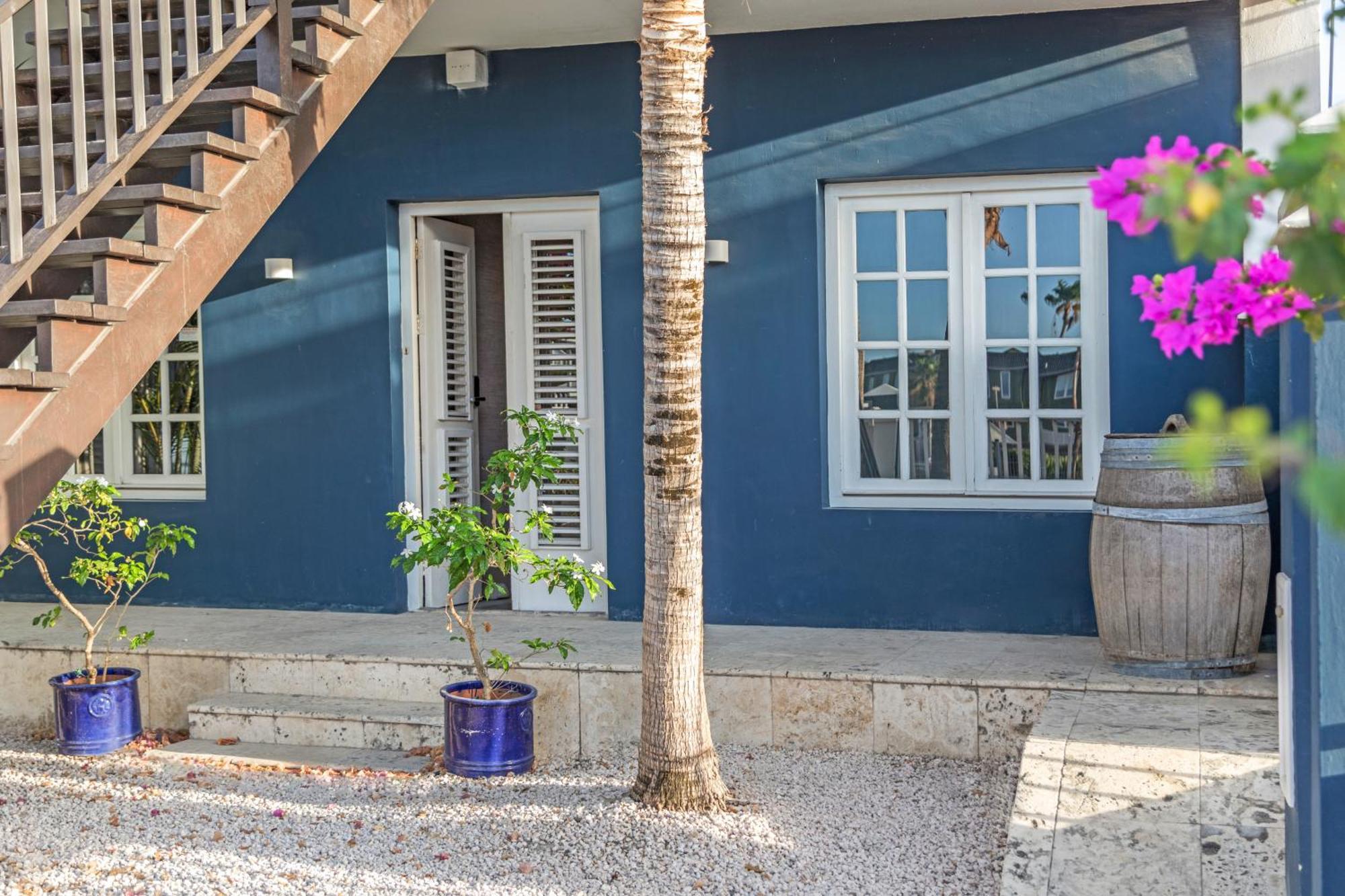 Pm78 Boutique Apartments Willemstad Exterior photo